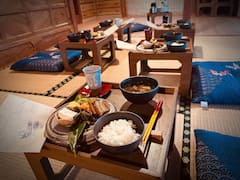 不止一顿饭：品尝冲绳美食与文化