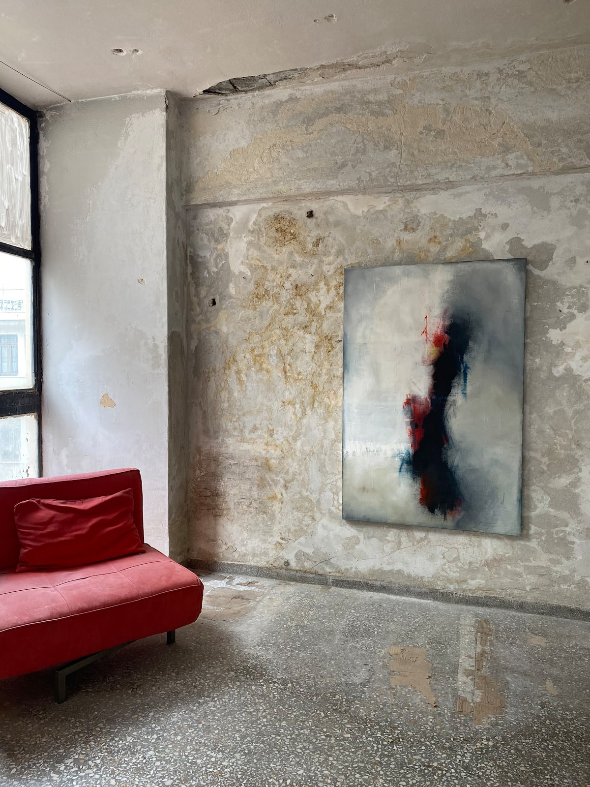 Create Abstract Art in an Athens Artist’s Studio