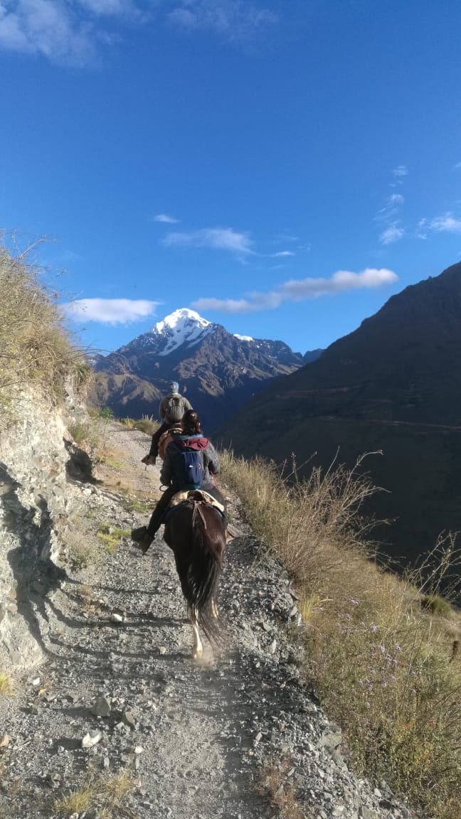 Horseback riding in the mountains of Ollantaytambo