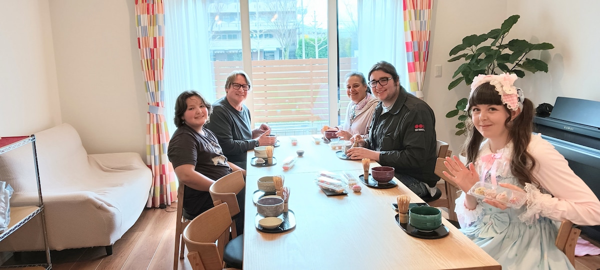 Make nerikiri sweets and matcha in Kyoto