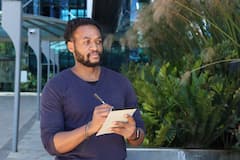 Recorre el distrito financiero de Sandton y dibuja lo que ves