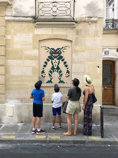 Découvrez Le Marais en collectionnant les Invaders