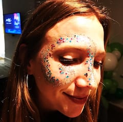Sparkle with Face and Body Glitter