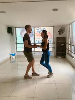 Dance Salsa Like a Local: Fun Classes in Medellín