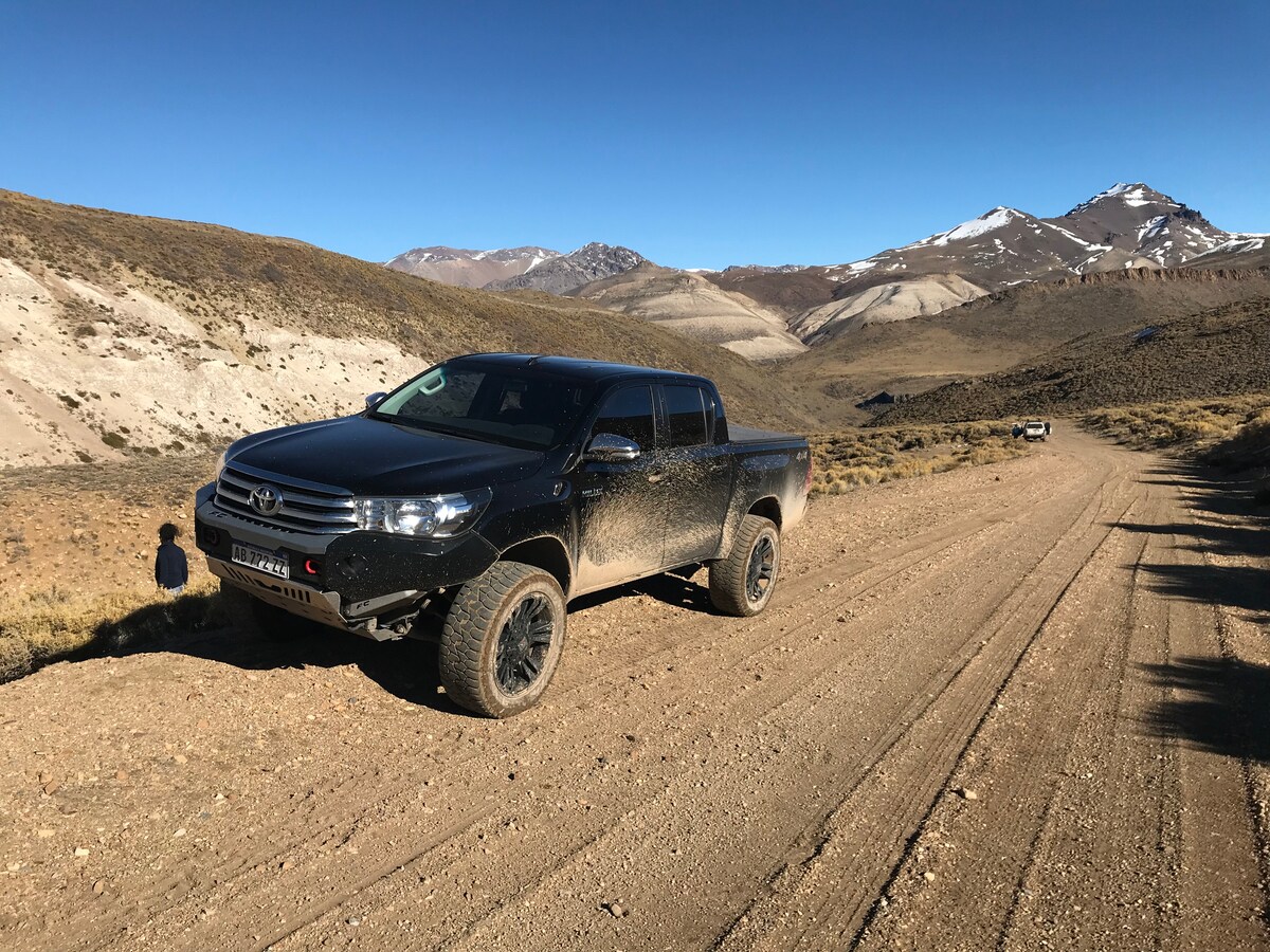 Navigate high mountain 4x4