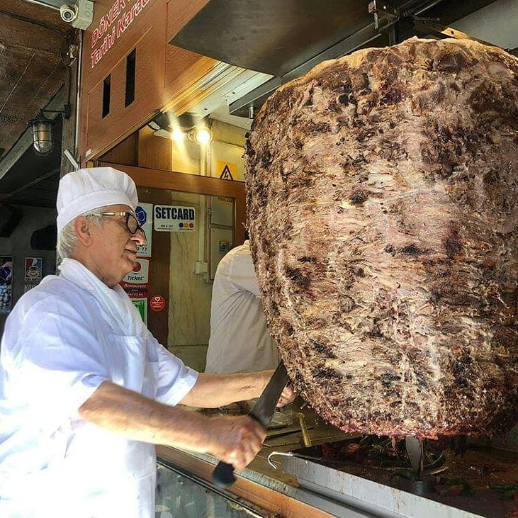品尝伊斯坦布尔当地街头美食