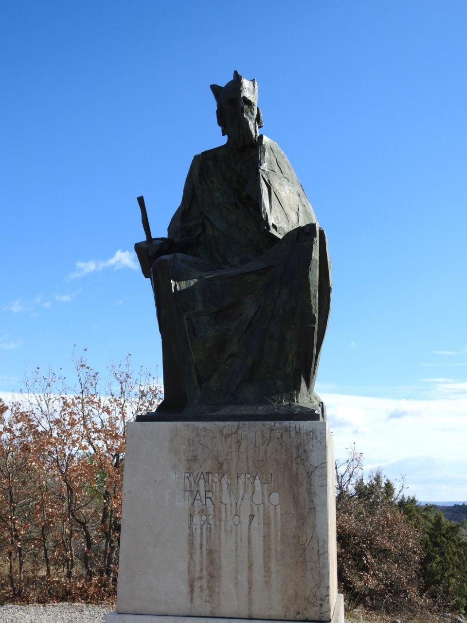 Visit waterfalls and mills in famous national park