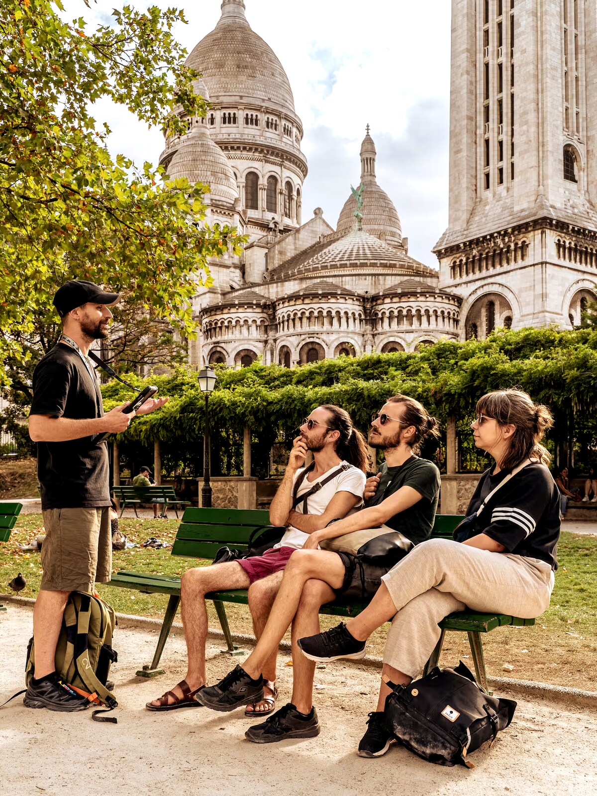 Montmartre: a journey through art and history · ☆4.98