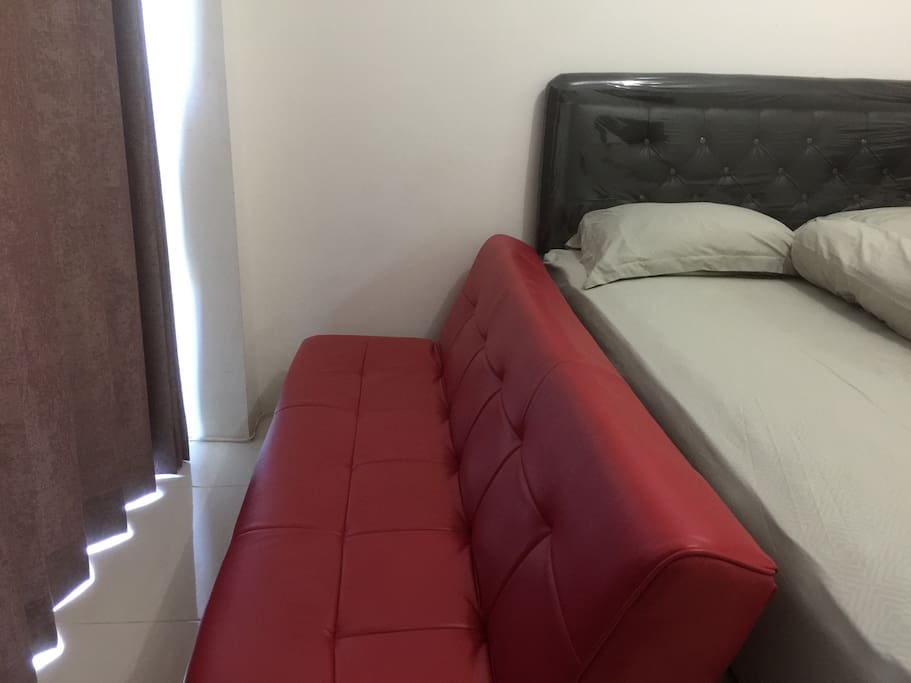 Additional sofa