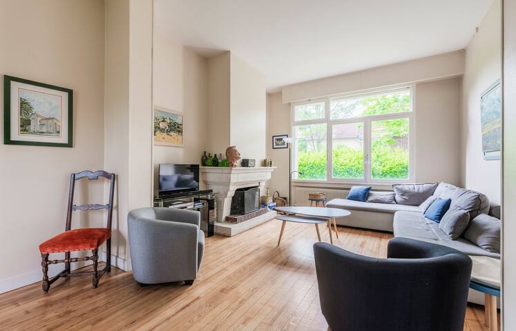 Amazing Villa in Pessac Bordeaux gallery image 4