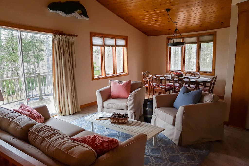 Upper level living and dining