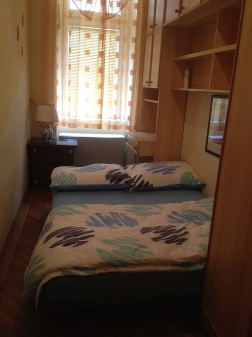 Bed Room