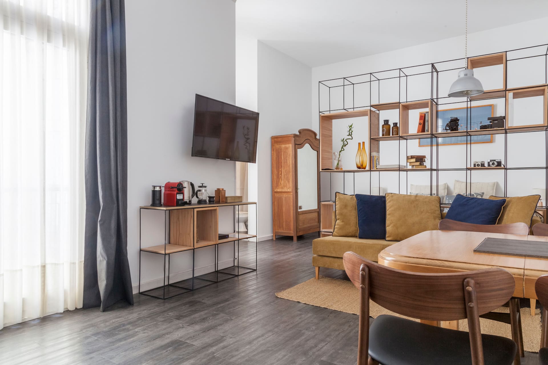 Loft mobiliado de 1 dormitório em Monserrat
