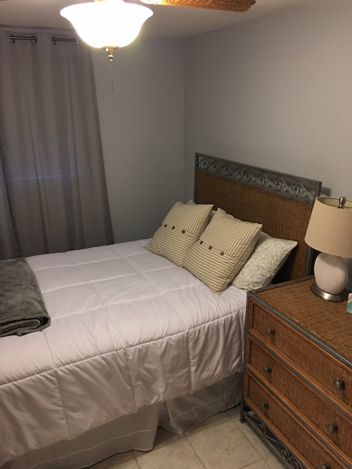 Port Clinton house on the lake Houses for Rent in Port Clinton, Ohio