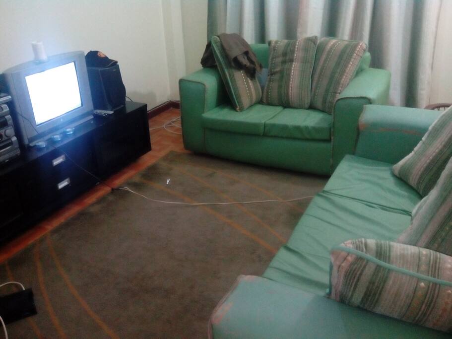 Spacious living room