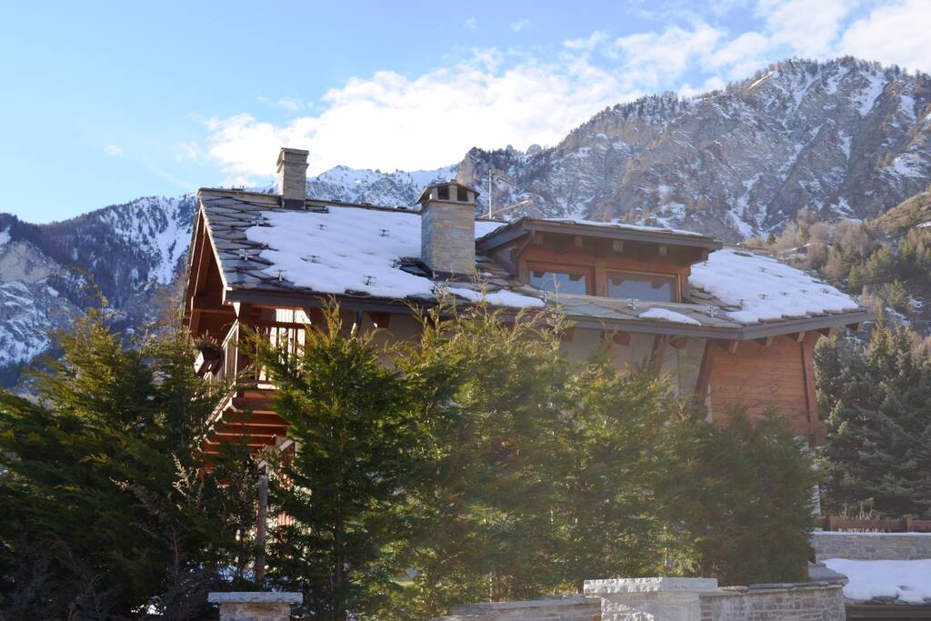 Veduta della casa in cui è situato l'appartamento