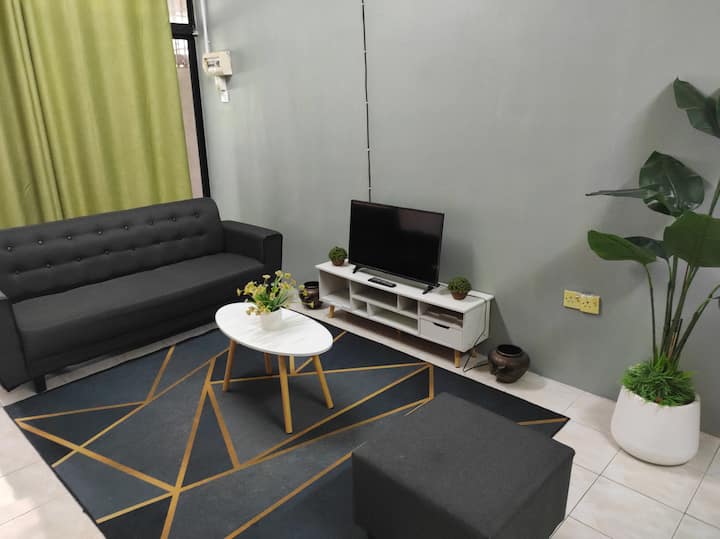 Lilac Bloom Homestay Kok Lanas - Ketereh