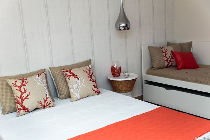Quarto "Coral"