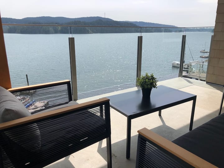 Deep Cove Vacation Rentals & Homes Deep Cove, Deep Cove, Canada Airbnb