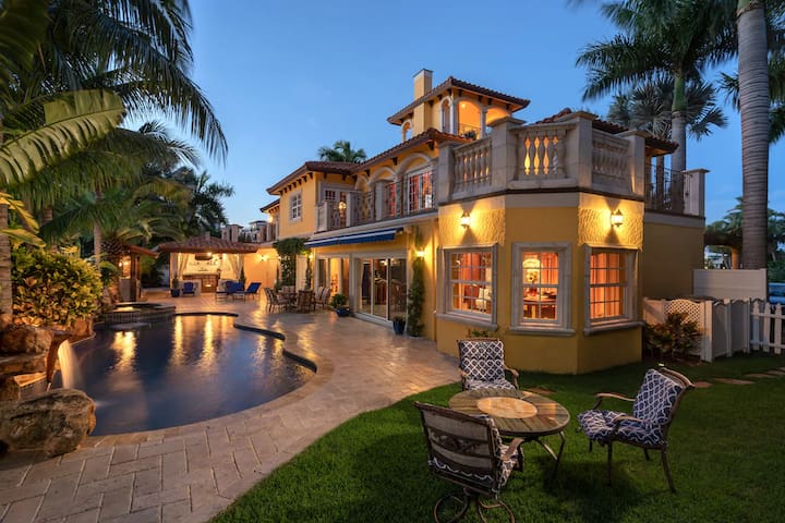 Mediterranean Villa on Unique Island