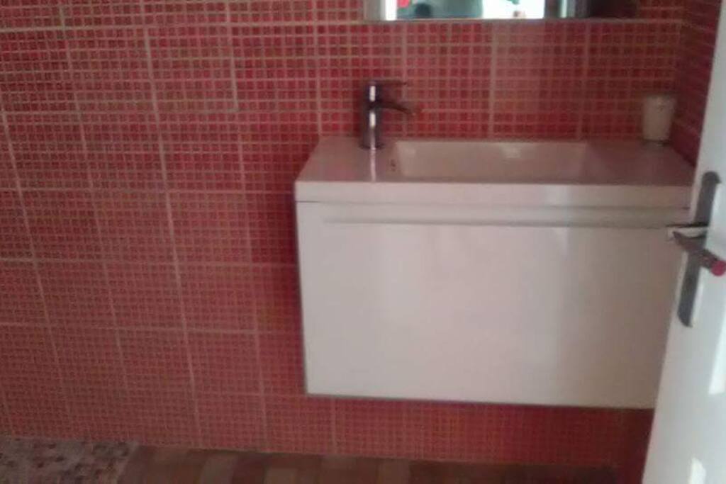 LAVABO