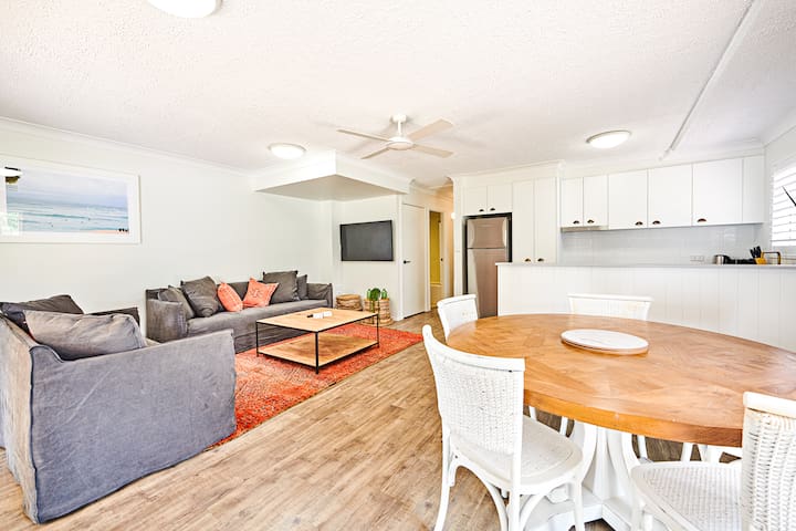 3 Bedroom Apartment @ The Lord Byron Hotel