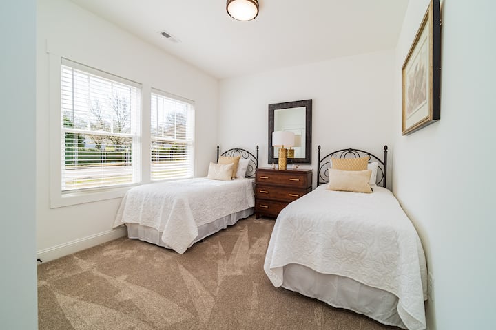 The Twin Room