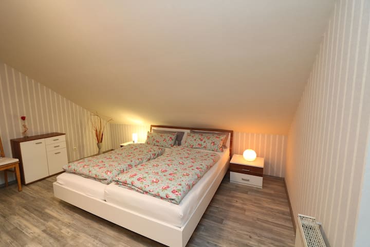 Spanie - ako Boh vo Francúzsku