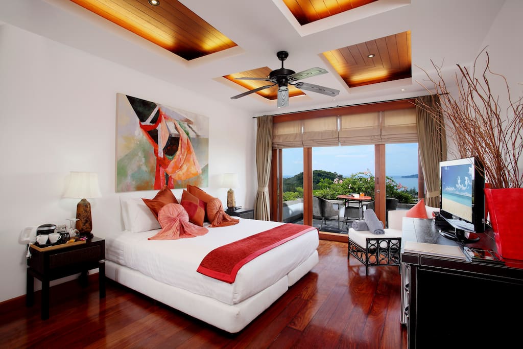 Deluxe bedroom