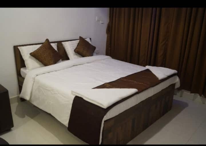 blush rooms walking distance to beach Apartments for Rent in Vagator, Goa, India Airbnb