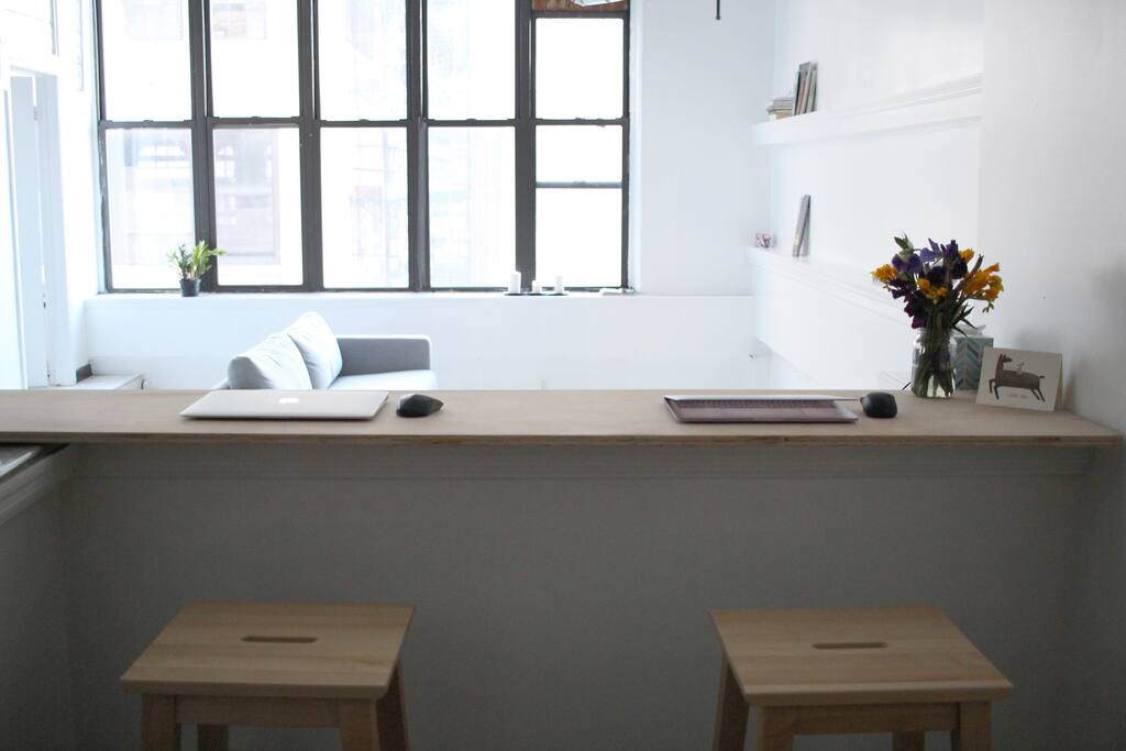 Breakfast/Work Bar