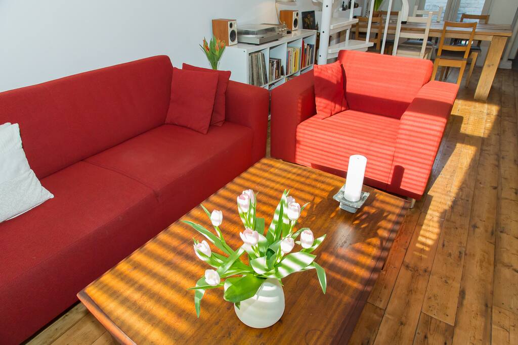 "This was one of the best stays at air Bnb :) this small house is really a perfect place to have relaxed and nice couple holiday .. " Chris