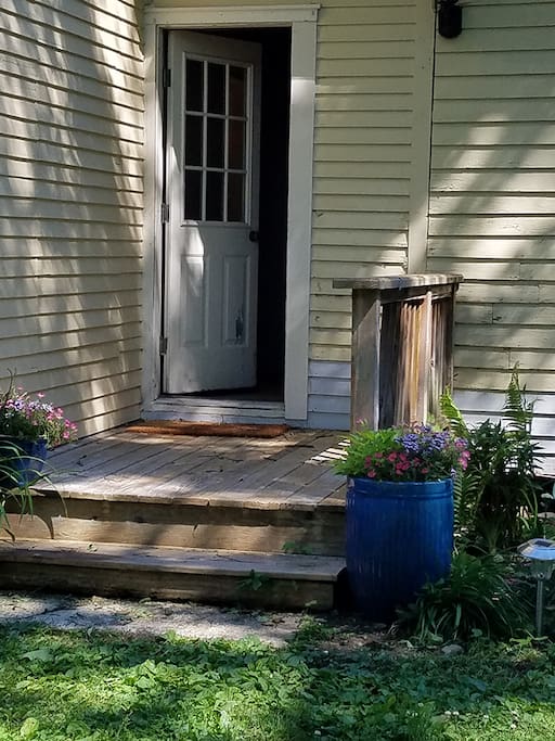 Private Deck & Entry