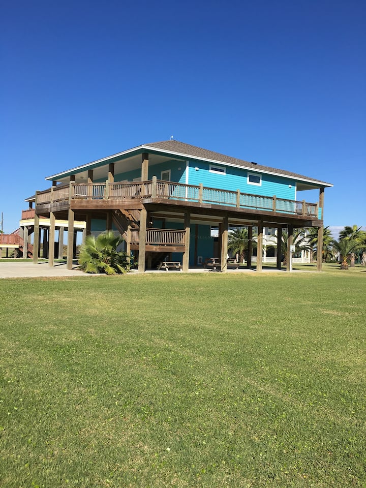 Beautiful Blue Beach House