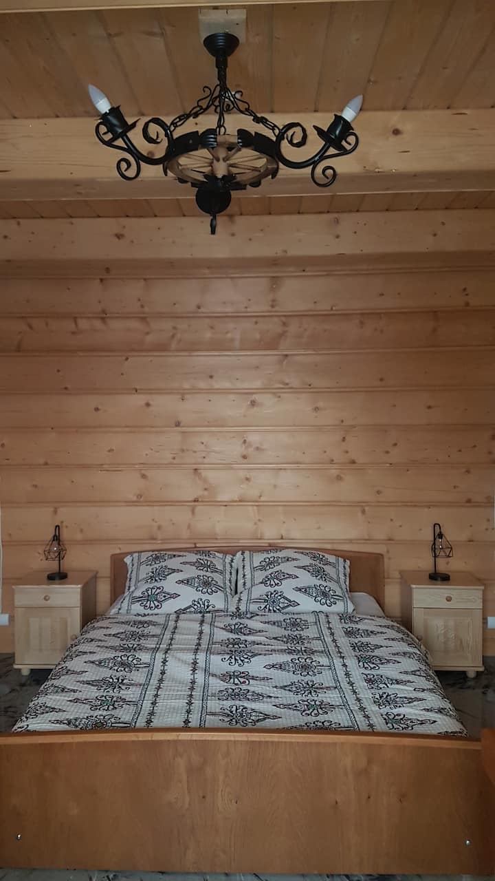 חדר שינה בקומת הקרקע