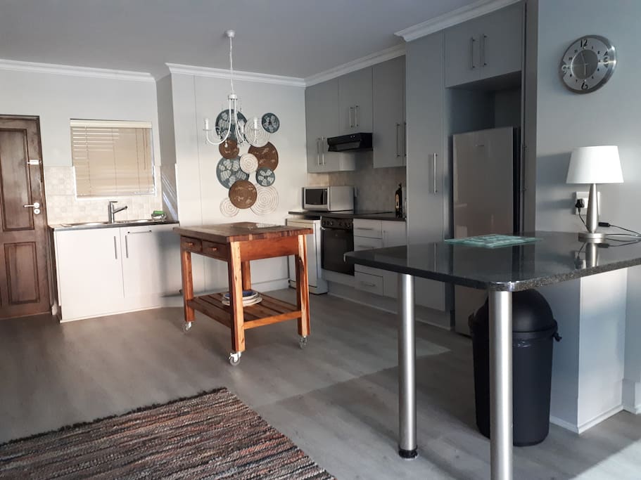 Kitchen with dishwasher and fridge/freezer