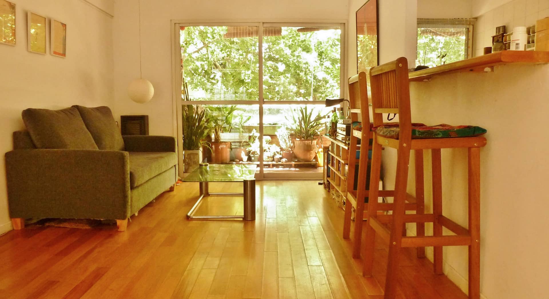 Recently renovated one-bedroom apartment with private balcony terrace in Palermo Park