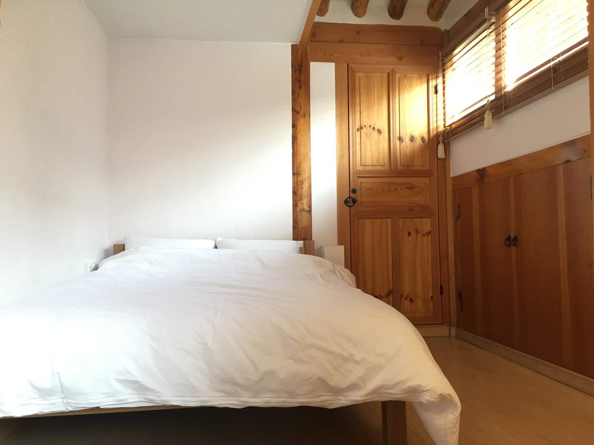 Mini Hanok-Cozy Courtyard between Palaces, Bukchon