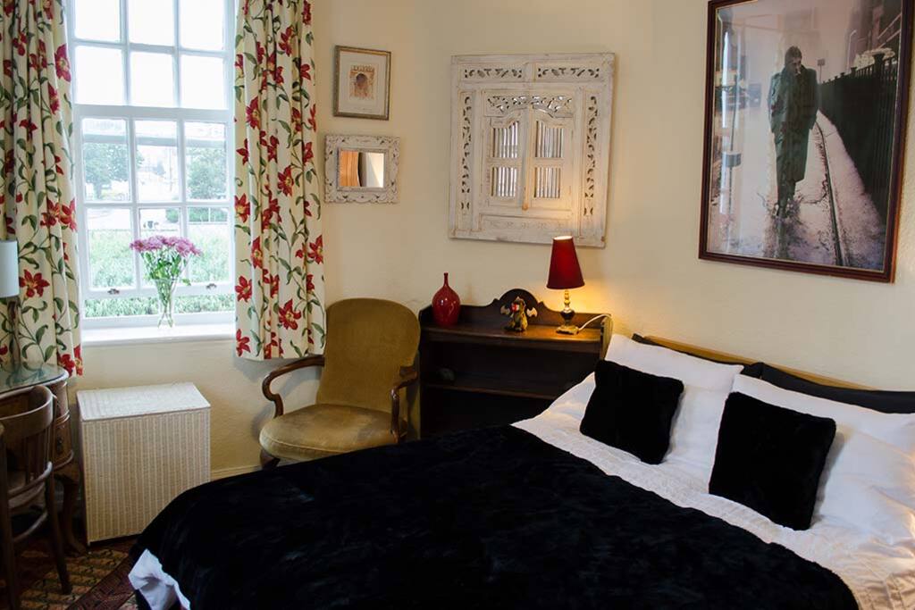 main first floor double bedroom