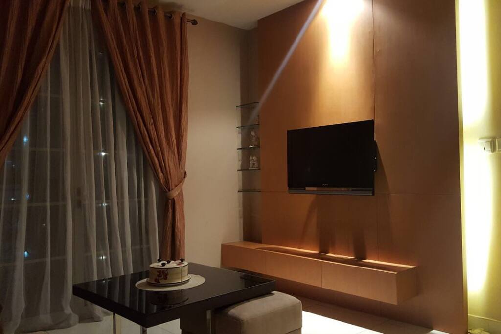 Living room with cable TV