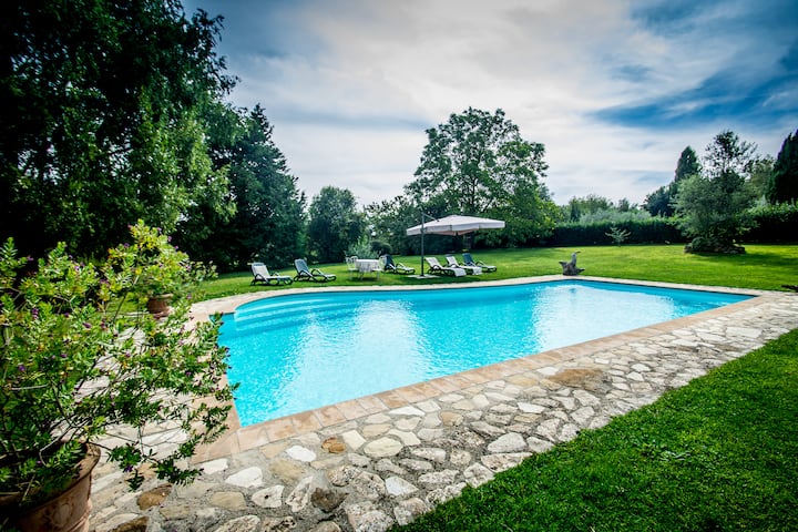 The house Elves near Rome and lake