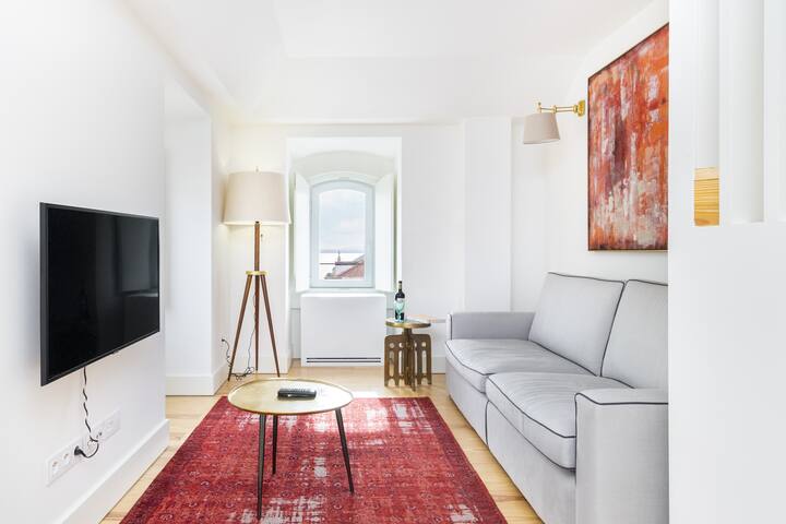 The Velvet Dream:Premium Duplex w/ amazing view❤️ gallery image 2