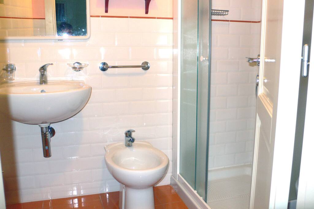 bagno lato doccia