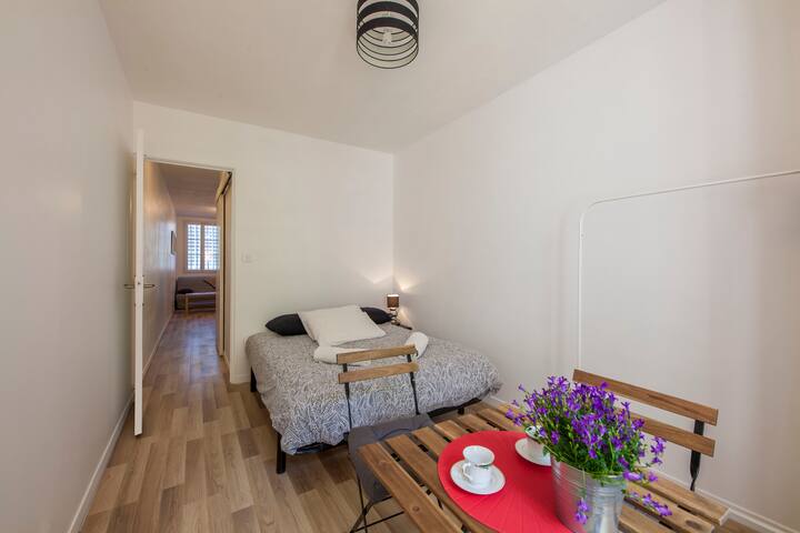 Magnifique T2 Traversant Tout Equipe Et Lumineux Appartements A Louer A Aix En Provence Provence Alpes Cote D Azur France