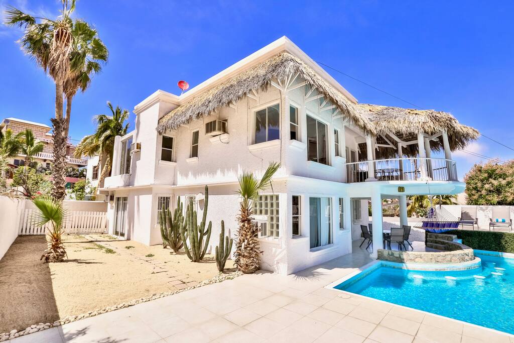 Property is made up of two levels with matching floor plan - that means two kitchens and two living rooms - great for big groups over 3000 sqft.