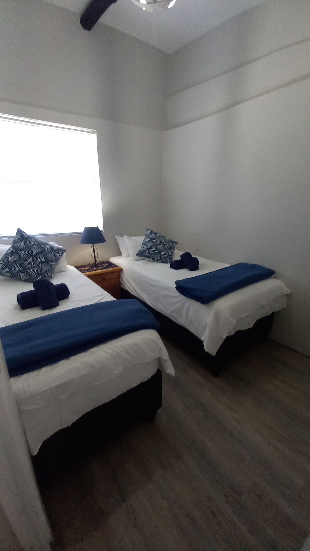 Second bedroom, 2 single beds