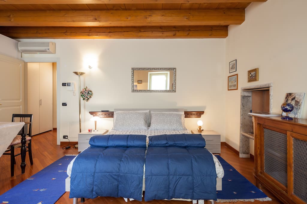 Vista frontale della suite