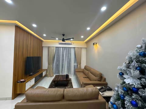 Ivy Ocean View- Homestay in Bejai main road
