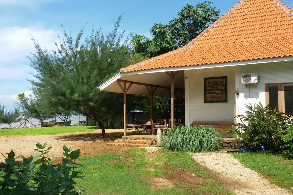 A large verandah