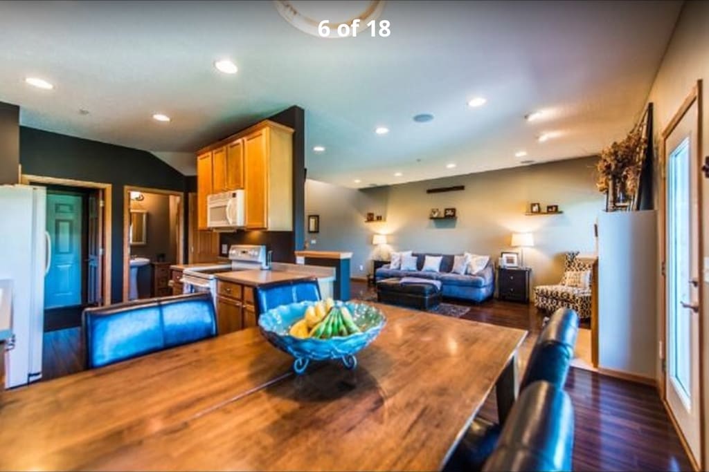 Dining area. Next to Kitchen.